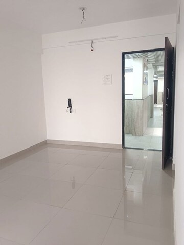 Room in 1 BHK Apartment at Kharadi – for Rent