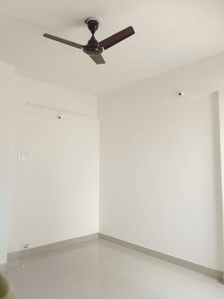 Room, kharadi 1 Bedroom 600 Sq.Ft. Apartment In Kharadi Pune 10099495