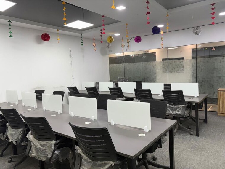 Team Area, sector 63 Commercial Office Space 860 Sq.Ft. In Sector 63 Noida 10099687