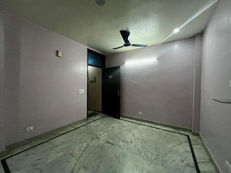 Room, govindpuri 2 Bedroom 900 Sq.Ft. Builder Floor In Govindpuri Delhi 10099709