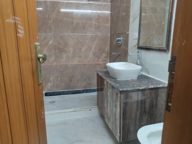 Bathroom, dwarka 3 Bedroom 1600 Sq.Ft. Builder Floor In Dwarka Delhi 10099711