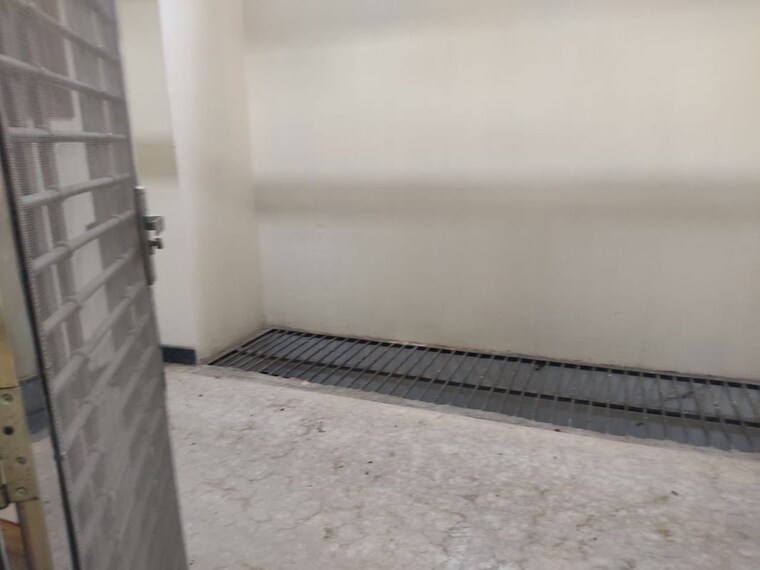 Bathroom, dwarka 3 Bedroom 1600 Sq.Ft. Builder Floor In Dwarka Delhi 10099711