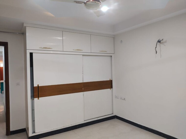 Room, dwarka 3 Bedroom 1600 Sq.Ft. Builder Floor In Dwarka Delhi 10099711