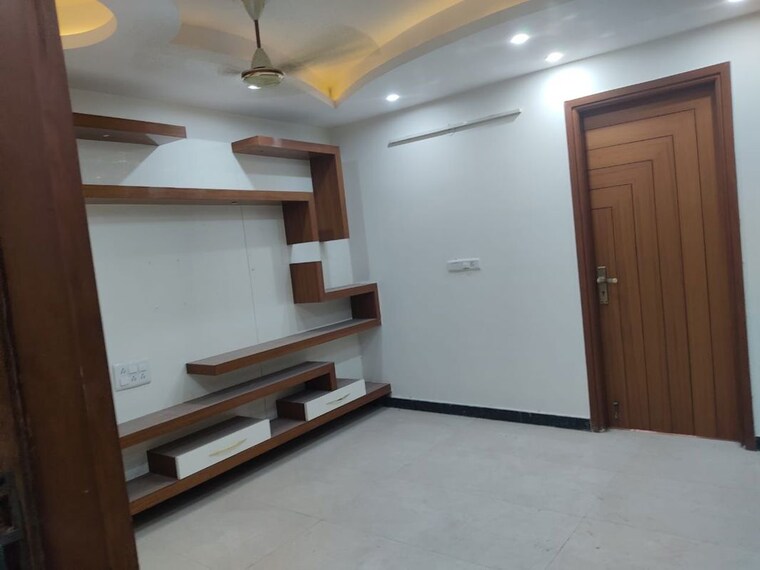 Room, dwarka 3 Bedroom 1600 Sq.Ft. Builder Floor In Dwarka Delhi 10099711