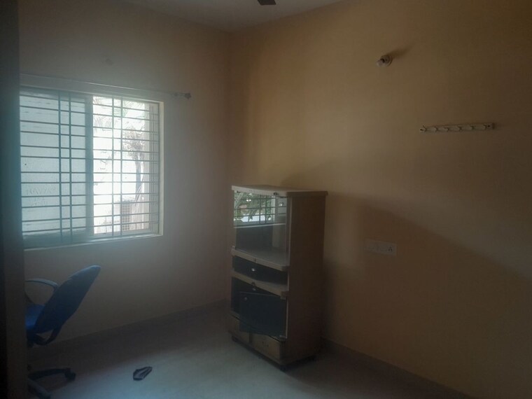 Room, nri layout 2 Bedroom 1200 Sq.Ft. Builder Floor In Nri Layout Bangalore 10099645