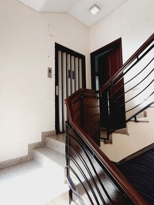 Staircase in 3 BHK Builder Floor at Navjeevan Vihar – for Rent