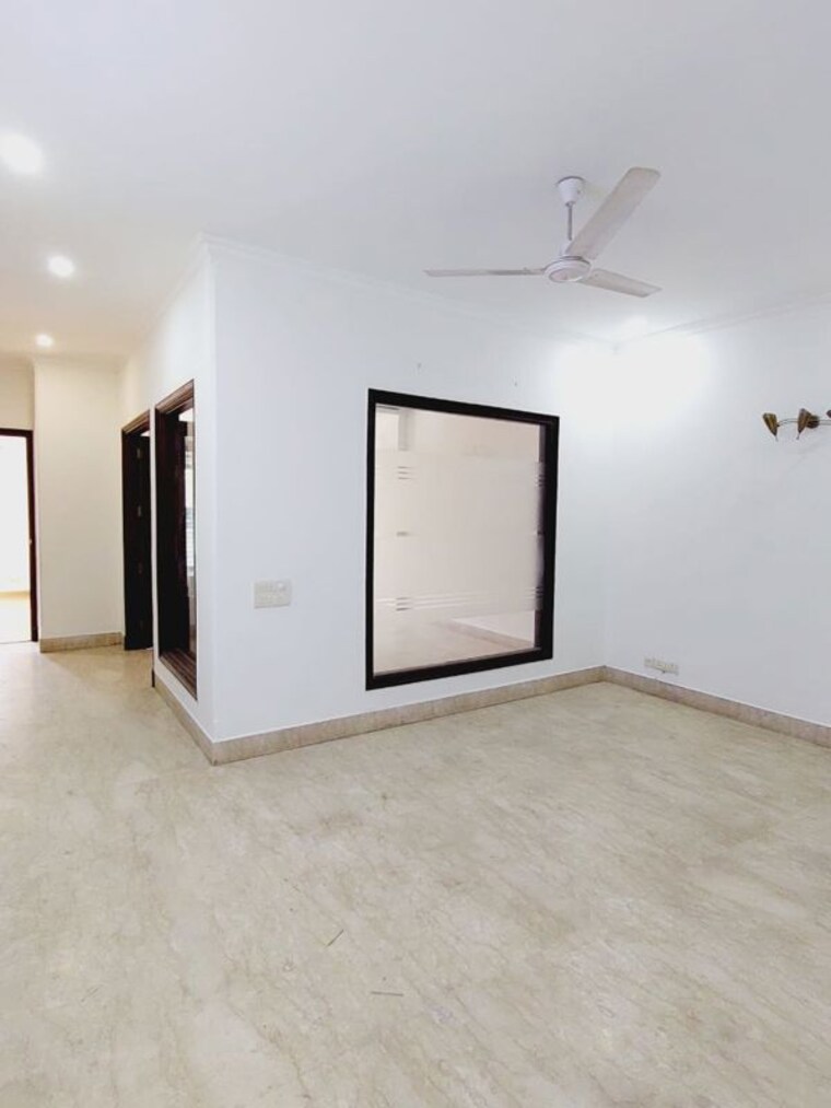 Room, navjeevan vihar 3 Bedroom 2200 Sq.Ft. Builder Floor In Navjeevan Vihar Delhi 10099773