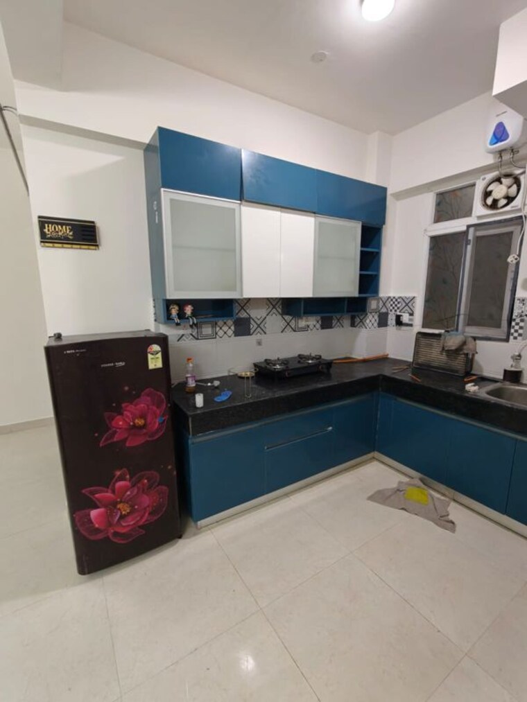 Kitchen, signature-the-serenas 2 Bedroom 614 Sq.Ft. Apartment In Sohna Sector 36 Gurgaon 10099775