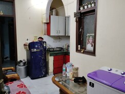 2 BHK + Pooja Room Builder Floor For Rent in Govindpuri