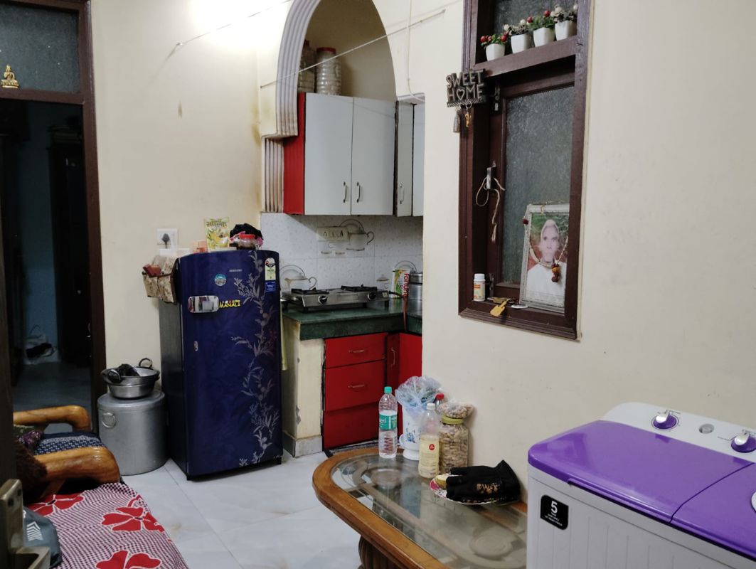 2 BHK + Pooja Room Builder Floor For Rent in Govindpuri