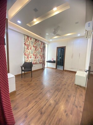 Room in 3 BHK Apartment at Dwarka – for Rent