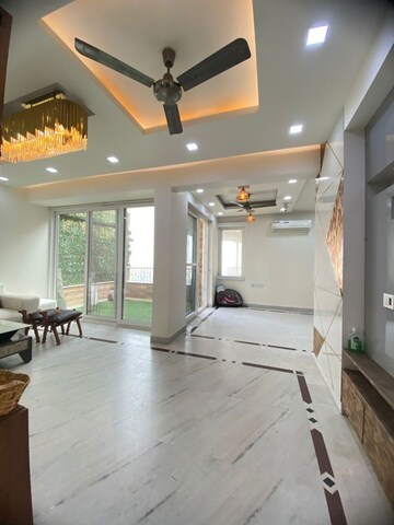 Gym in 3 BHK Apartment at Dwarka – for Rent