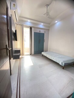 3 BHK + Servant Room Apartment For Rent in Dwarka