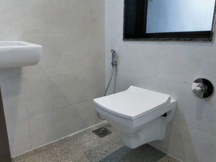 Bathroom, lalani-velentine-apartment-1-wing-d 1 Bedroom 387 Sq.Ft. Apartment In Malad East Mumbai 10100151