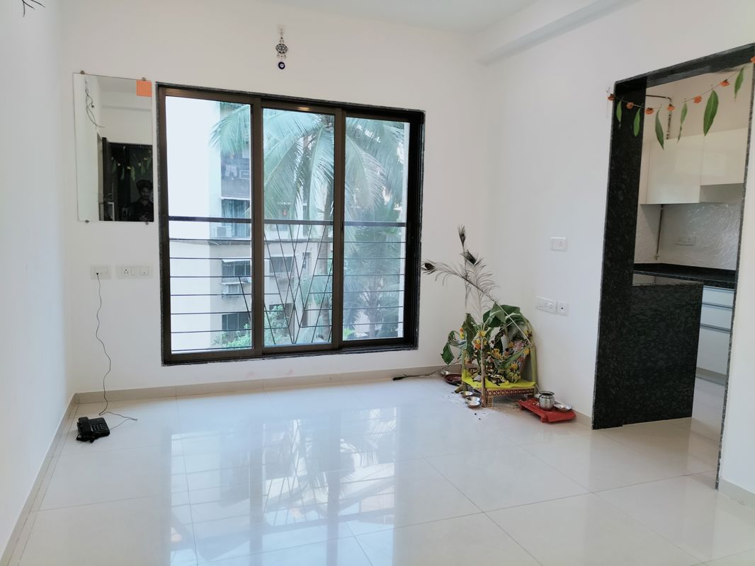 1 BHK + Extra Room Apartment For Rent in Lalani Velentine Apartment 1 Wing D