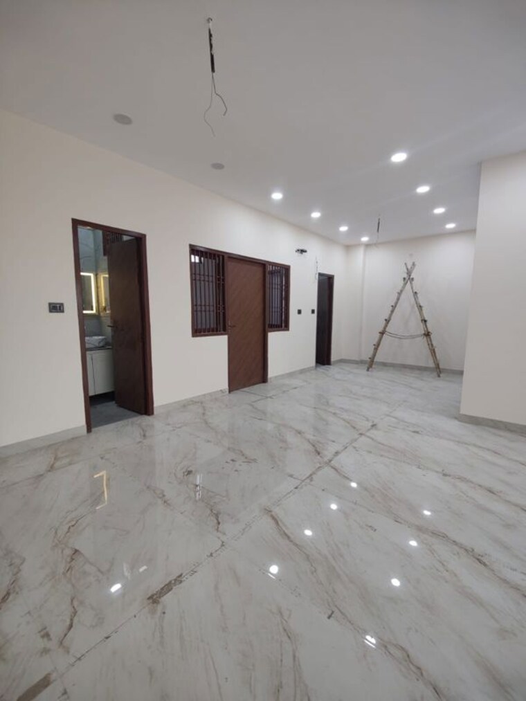 Room, dwarka 3 Bedroom 1500 Sq.Ft. Apartment In Dwarka Delhi 10100155