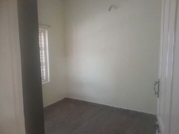 Room in 2 BHK Builder Floor at Anandapura – for Rent
