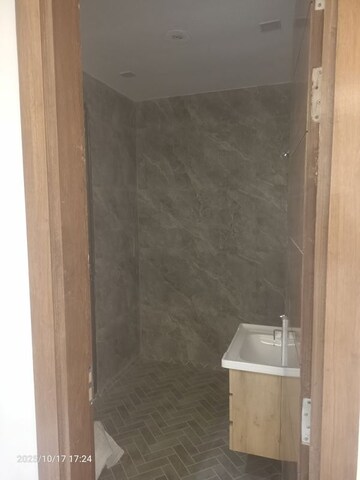 Bathroom in 3 BHK Builder Floor at Parklands, Sector 85 – for Sale