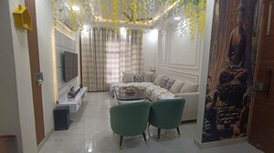 Team Area in 3 BHK Builder Floor at BPTP Parkland Pride, Sector 77 – for Sale