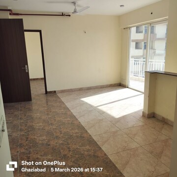 Room in 3 BHK Apartment at Rise Organic Ghar, Lal Kuan – for Rent