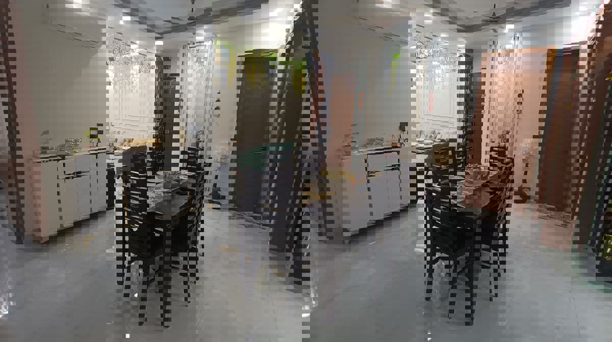 3 BHK + Pooja Room 1620 Sq.Ft. Builder Floor in BPTP District 3