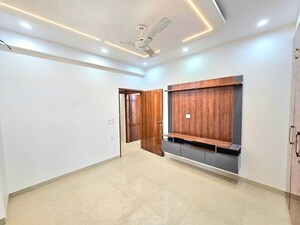 3 BHK Apartment For Rent in Sector 13 Dwarka