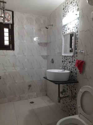 Bathroom in 3 BHK Apartment at Vasant Kunj – for Rent