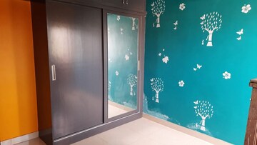 Room in 2 BHK Builder Floor at Nri Layout – for Rent