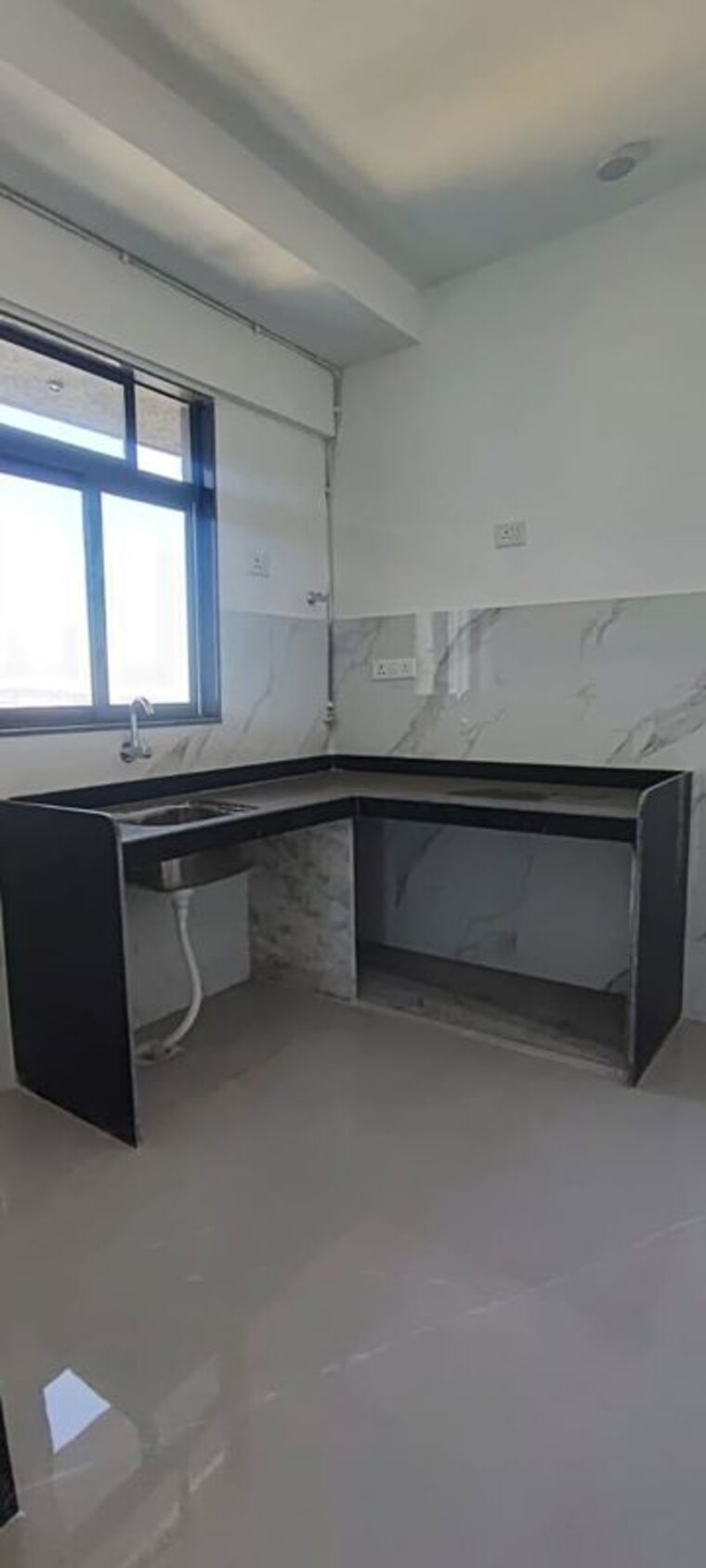 Kitchen, dev-leo-tower 2 Bedroom 670 Sq.Ft. Apartment In Oshiwara Mumbai 10100657