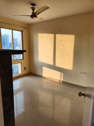 Room in 3.5 BHK Apartment at Emaar Palm Gardens, Sector 83 – for Sale