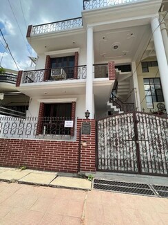 3 BHK + Pooja Room,Study Room Builder Floor For Rent in Gomti Nagar