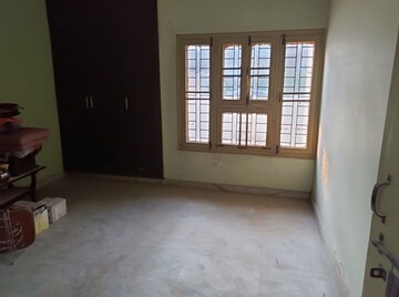 Room in 3 BHK Independent House at Greater Green Park Colony – for Sale