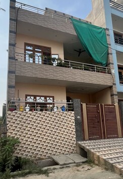 3 BHK + Pooja Room,Study Room Builder Floor For Rent in Gomti Nagar