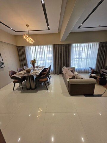 Living Room in 2.5 BHK Apartment at Gurukripa Building, Chembur – for Sale