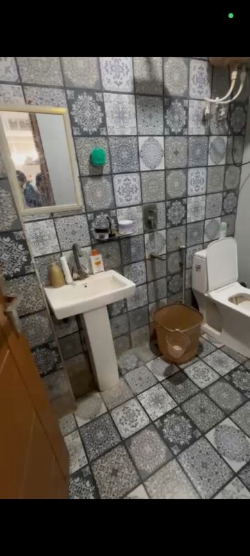 Attached Bathroom in 2 BHK Builder Floor at Panchsheel Vihar – for Rent