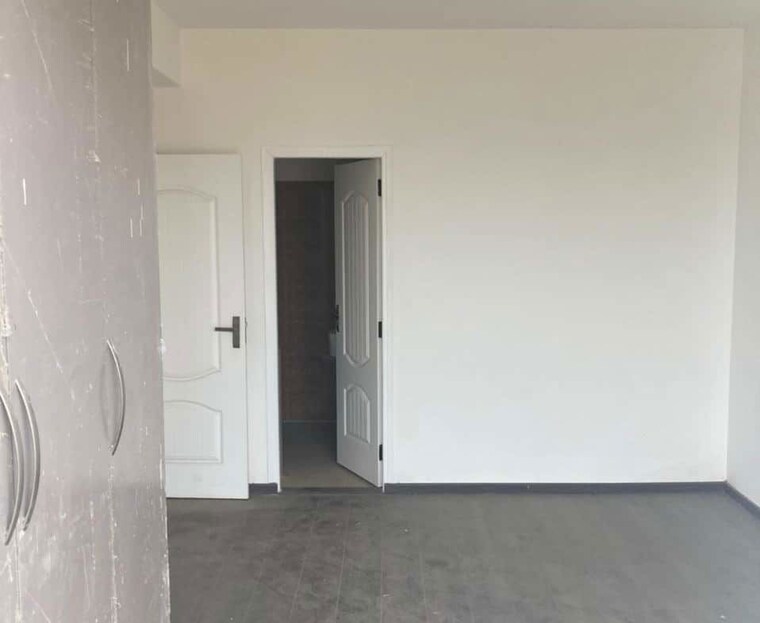 Room, sushma-valencia 3 Bedroom 1900 Sq.Ft. Apartment In International Airport Road Zirakpur 10100818