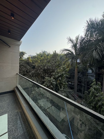 Balcony in 2 BHK Builder Floor at Moti Nagar – for Sale