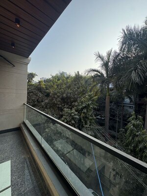 2 BHK Builder Floor For Sale in Moti Nagar