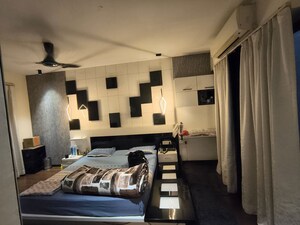 5 BHK Villa For Sale in Tata Primanti Villas, Sector 72