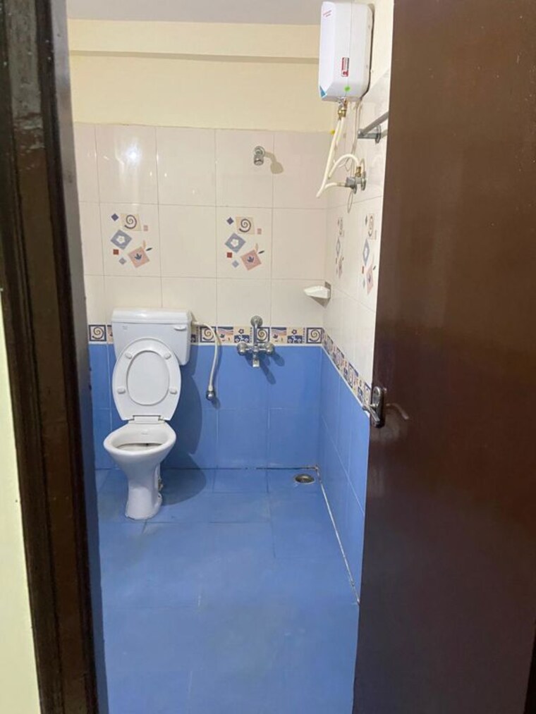 Bathroom, sumadhura-shangrilla 3 Bedroom 1580 Sq.Ft. Apartment In Whitefield Bangalore 10100958