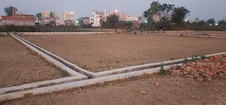 undefined, jankipuram  1000 Sq.Ft. Plot In Jankipuram Lucknow 10100960