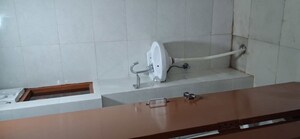 Bathroom in 1 RK Builder Floor at Unitech South City 1, South City 1 – for Rent