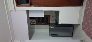 Furnished Amenities in 1 RK Builder Floor at Saurabh Niwas, Sector 40 – for Rent