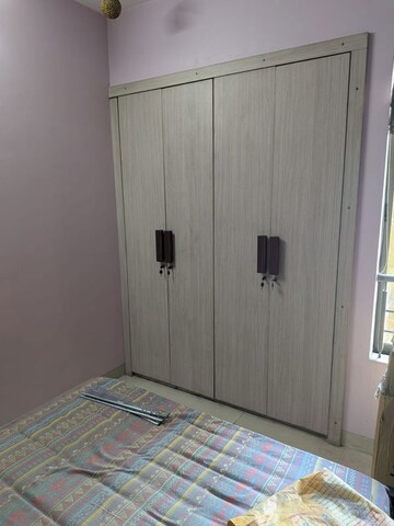 Room in 3 BHK Apartment at Lodha Luxuria, Majiwada – for Sale