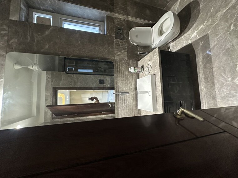 Washroom, new rajinder nagar 3 Bedroom 200 Sq.Yd. Builder Floor In New Rajinder Nagar Delhi 10097348
