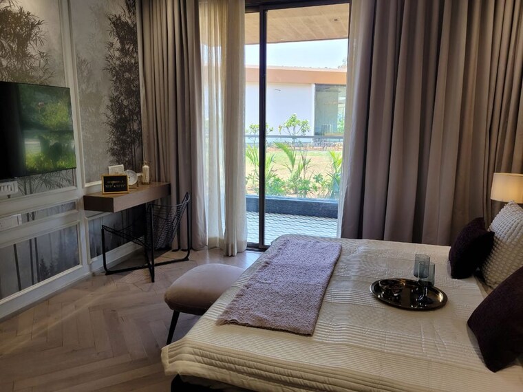 Living Room, shapoorji-pallonji-kingstown 3 Bedroom 1400 Sq.Ft. Apartment In Hadapsar Pune 10036324