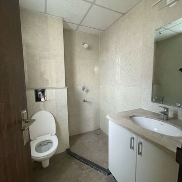 Bathroom in 3 BHK Builder Floor at BPTP Amstoria, Sector 102 – for Rent