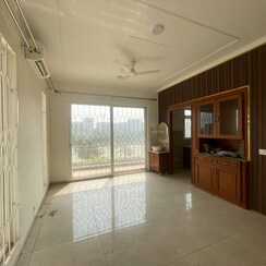 4 BHK + Servant Room,Extra Room Builder Floor For Rent in BPTP Amstoria