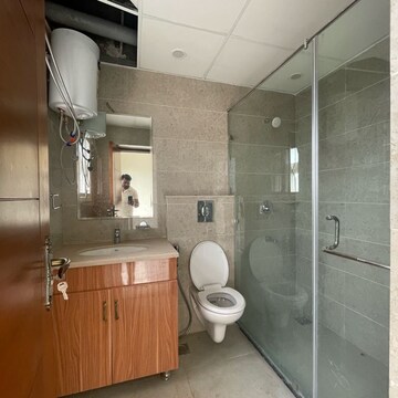 Attached Bathroom in 4 BHK Builder Floor at BPTP Amstoria, Sector 102 – for Rent