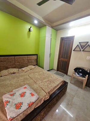 Bedroom in 2 BHK Builder Floor at Ardee City, Sector 52 – for Rent